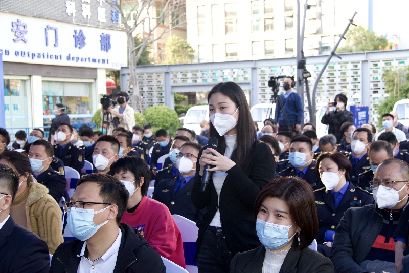 现场市民热烈参与互动_副本.jpg
